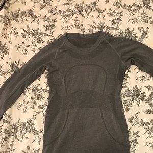 Lululemon Swiftly workout shirt!